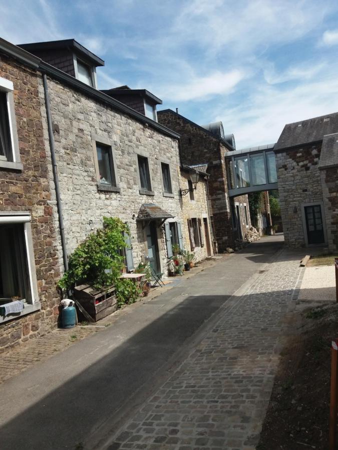 Maison D'Hotes "La Source Paisible Profondeville Exterior foto